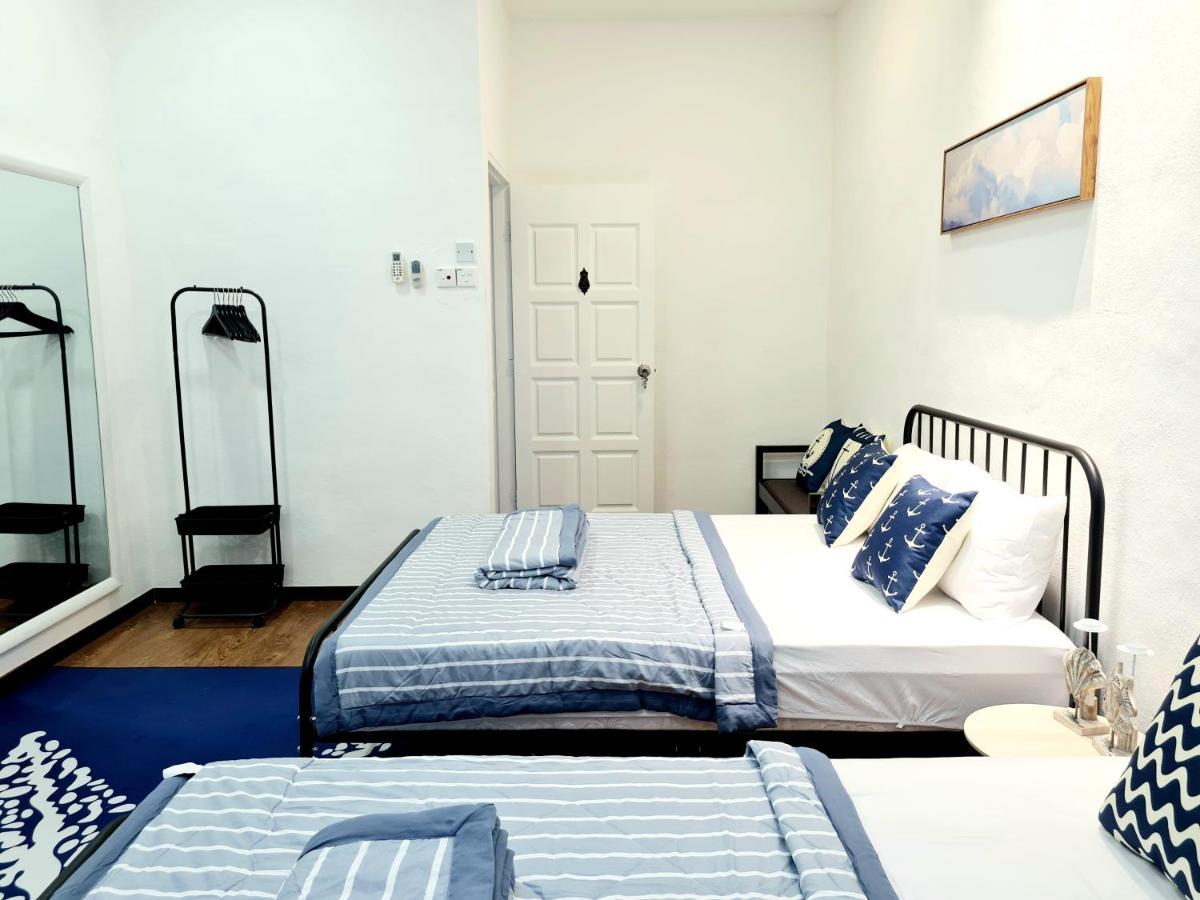 527 Beachhouse L 5 Bedroom With Swimming Pool - 3Min Walk To The Beach Tanjung Bungah  Exterior photo