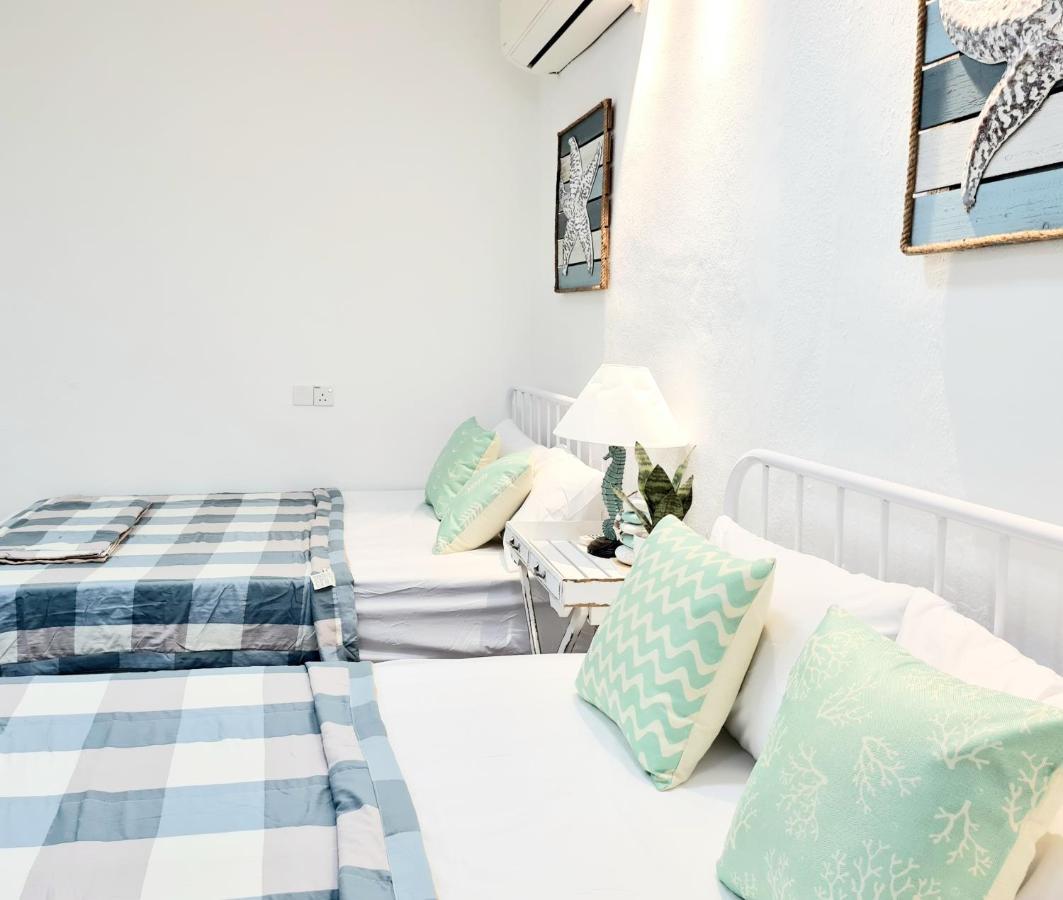 527 Beachhouse L 5 Bedroom With Swimming Pool - 3Min Walk To The Beach Tanjung Bungah  Exterior photo
