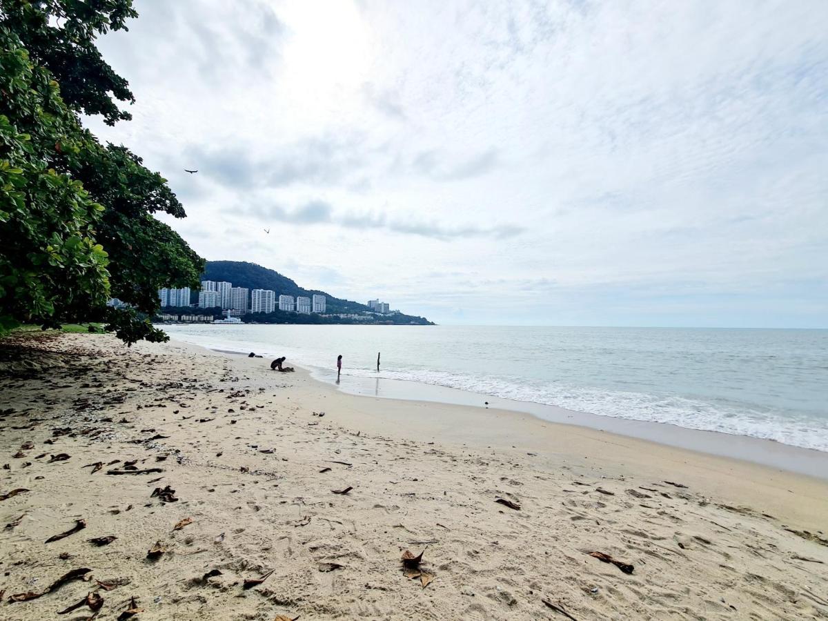 527 Beachhouse L 5 Bedroom With Swimming Pool - 3Min Walk To The Beach Tanjung Bungah  Exterior photo