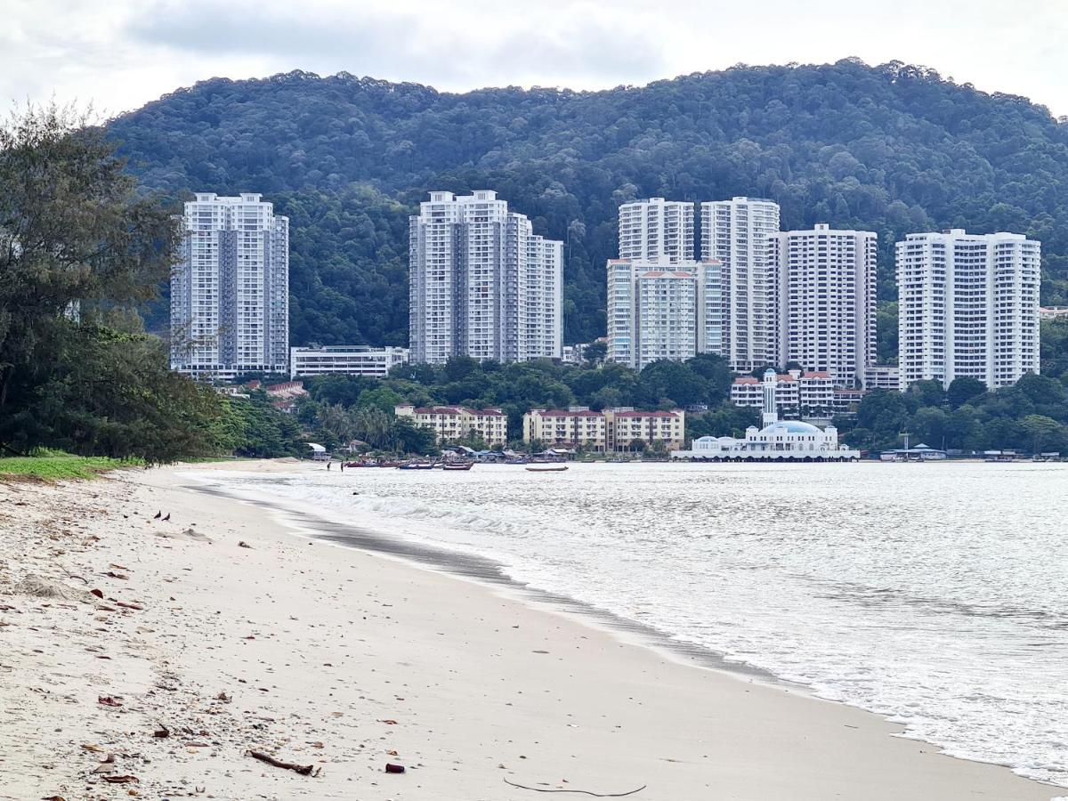 527 Beachhouse L 5 Bedroom With Swimming Pool - 3Min Walk To The Beach Tanjung Bungah  Exterior photo